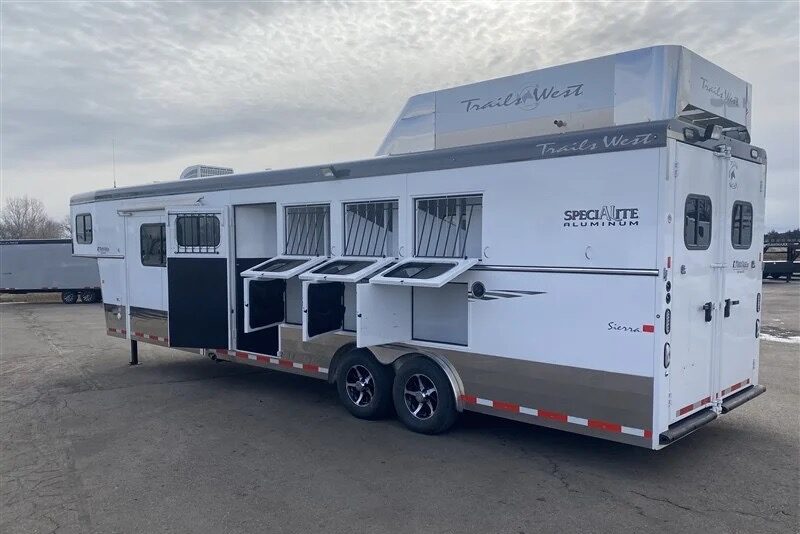 Trails West Trailer, Colorado